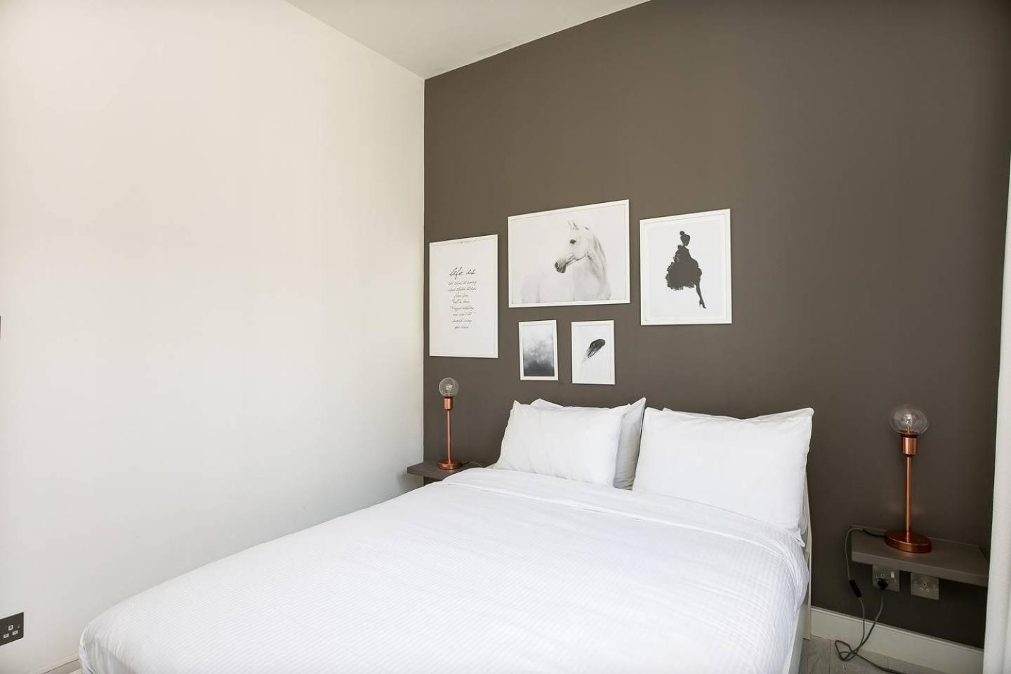 Guestready - West Kensington Home W/Balcony Londra Esterno foto
